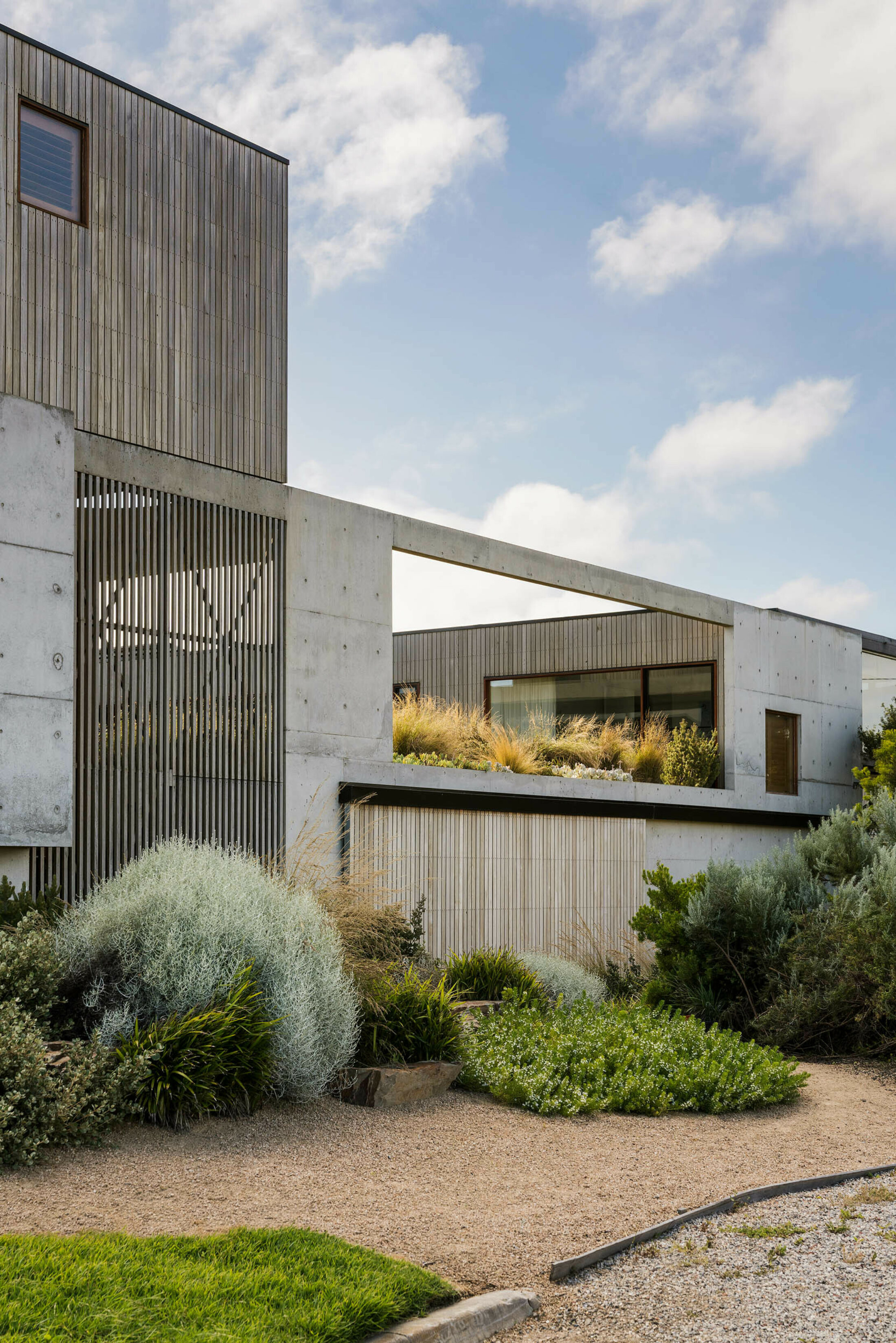 LP1215 1 Lookout Rd 044