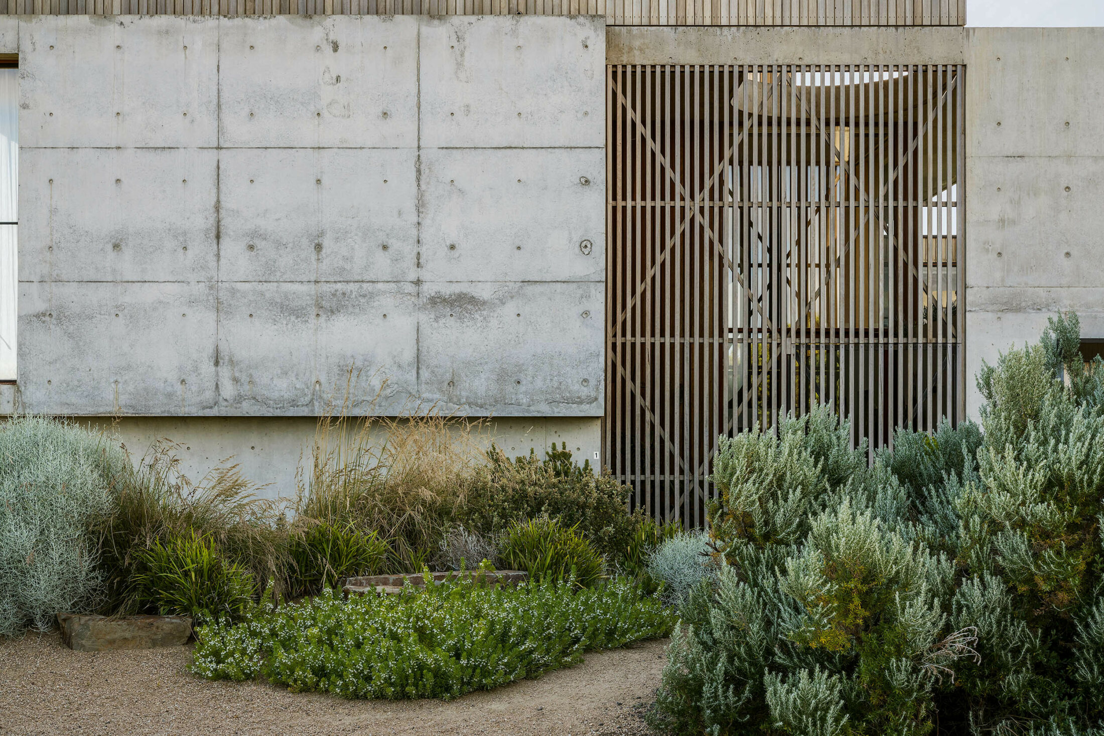 LP1215 1 Lookout Rd 061