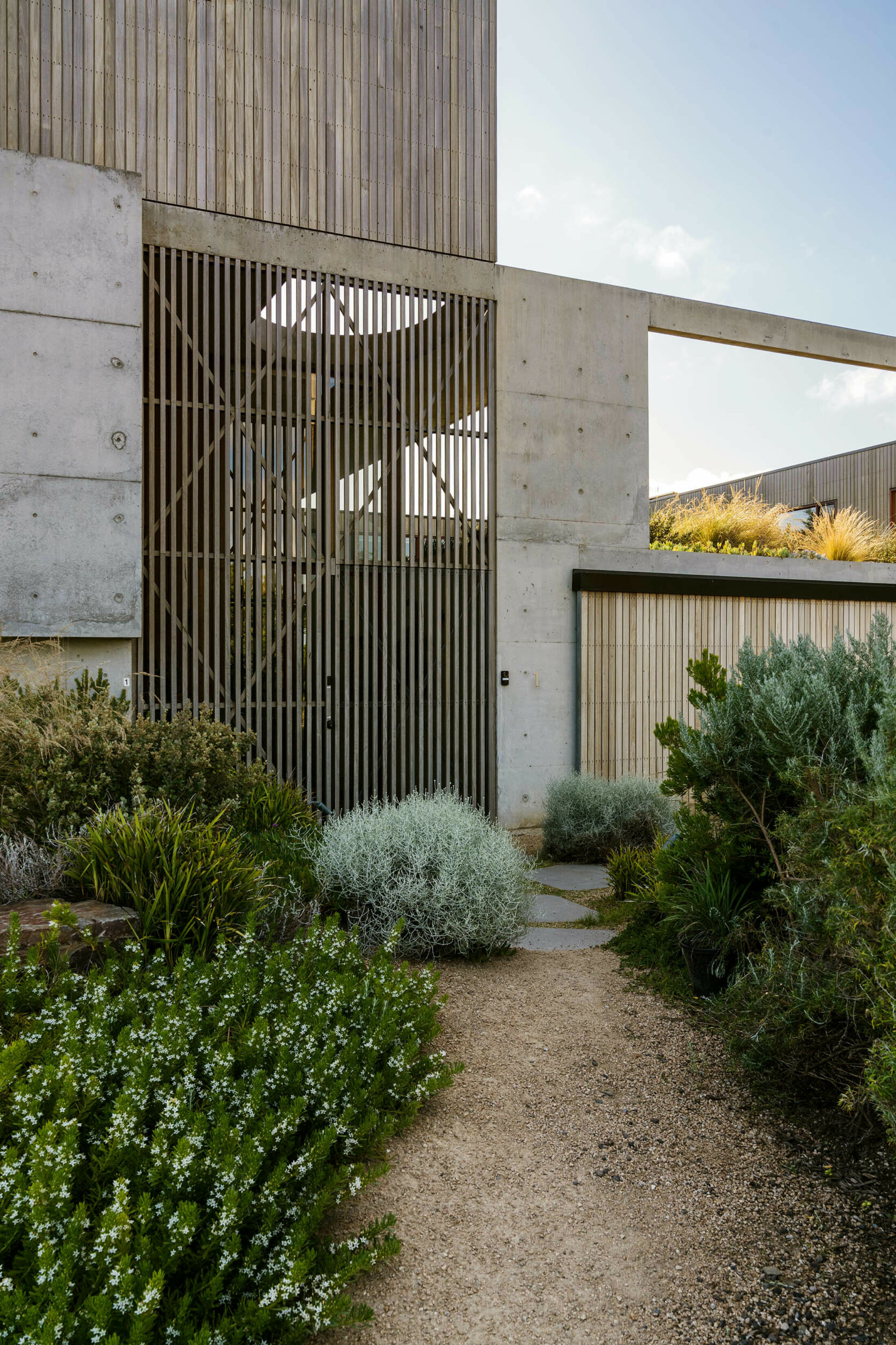 LP1215 1 Lookout Rd 091