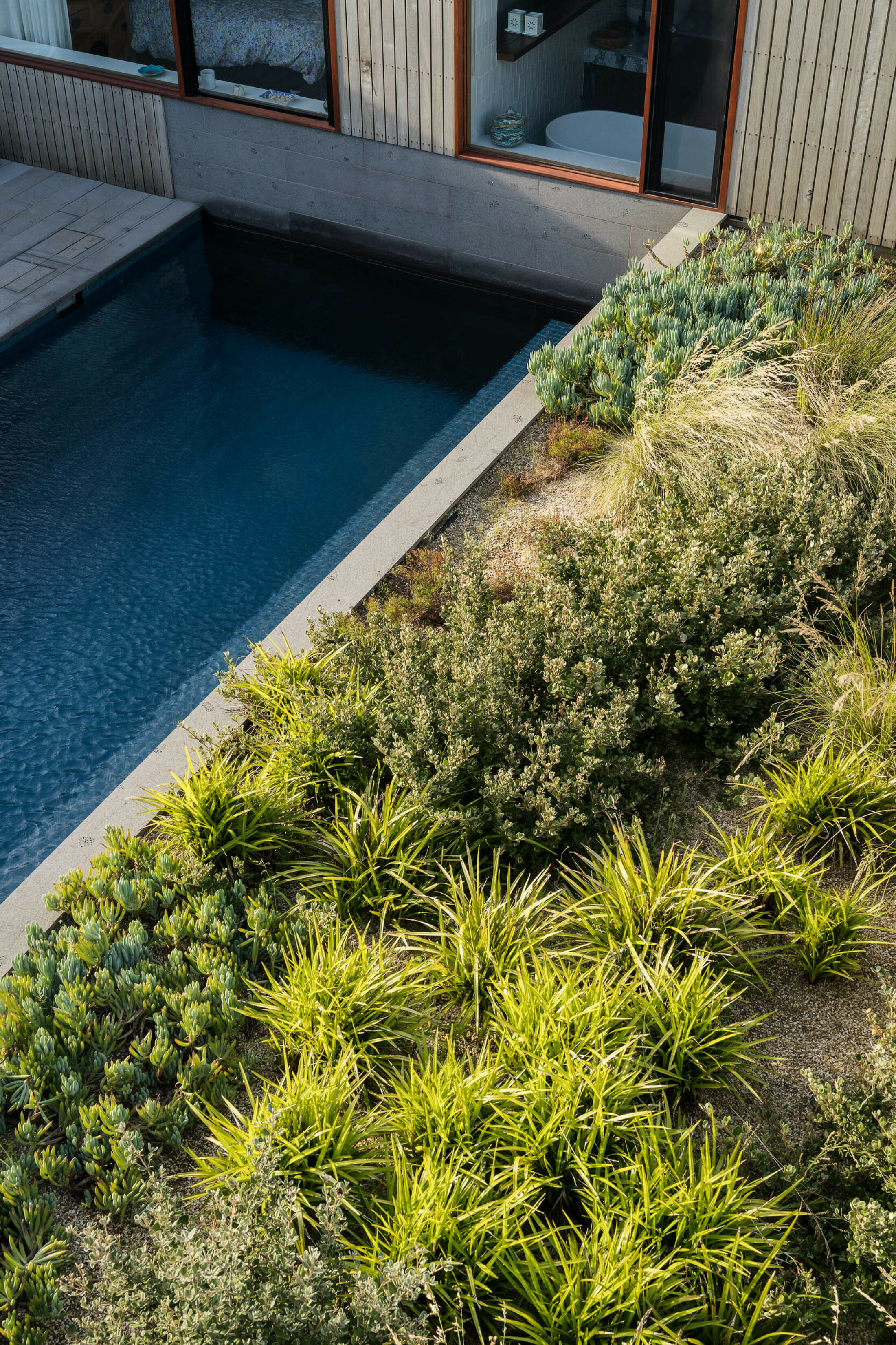 LP1215 1 Lookout Rd 300