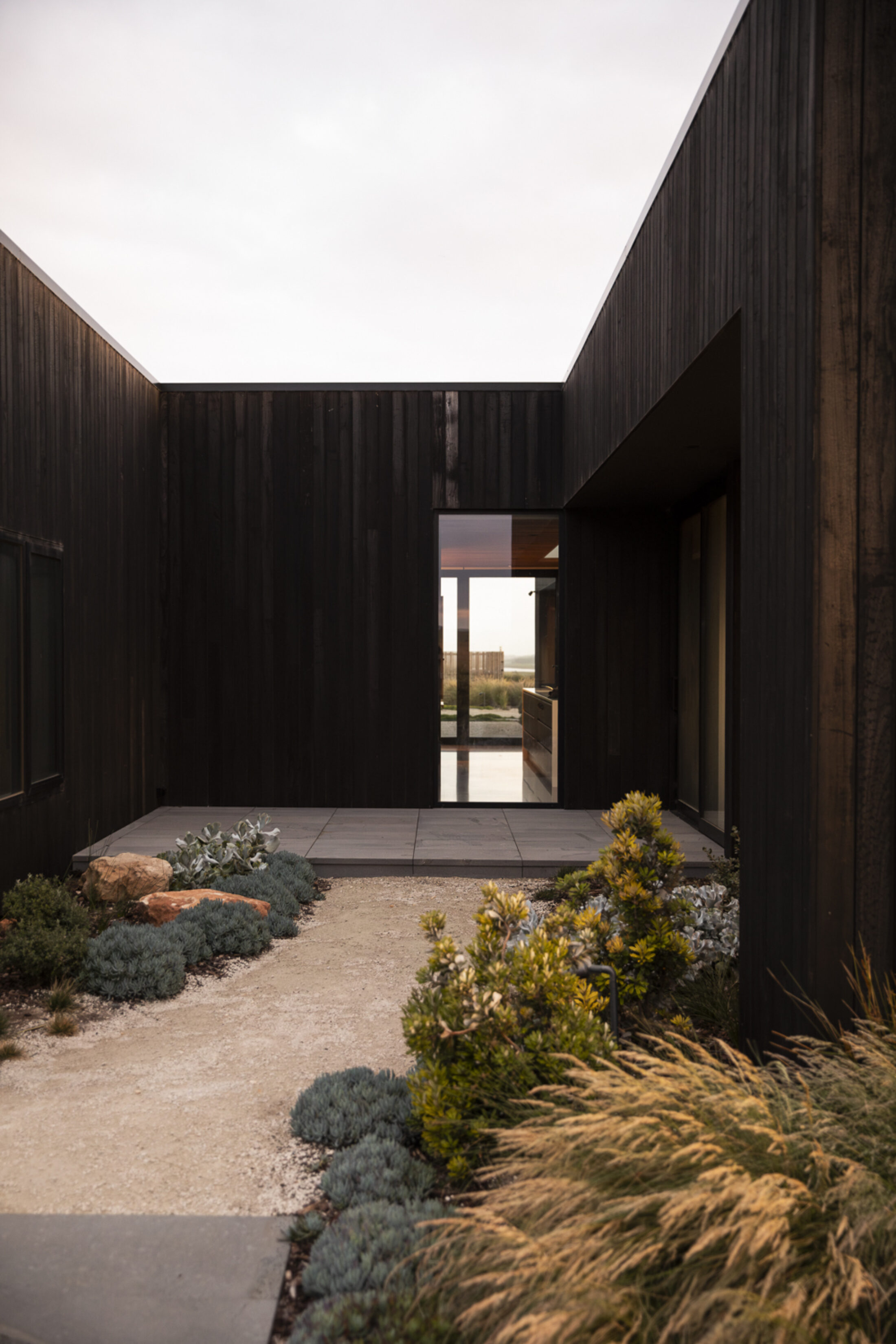 Lee Landscapes 8802 Gemmola LR